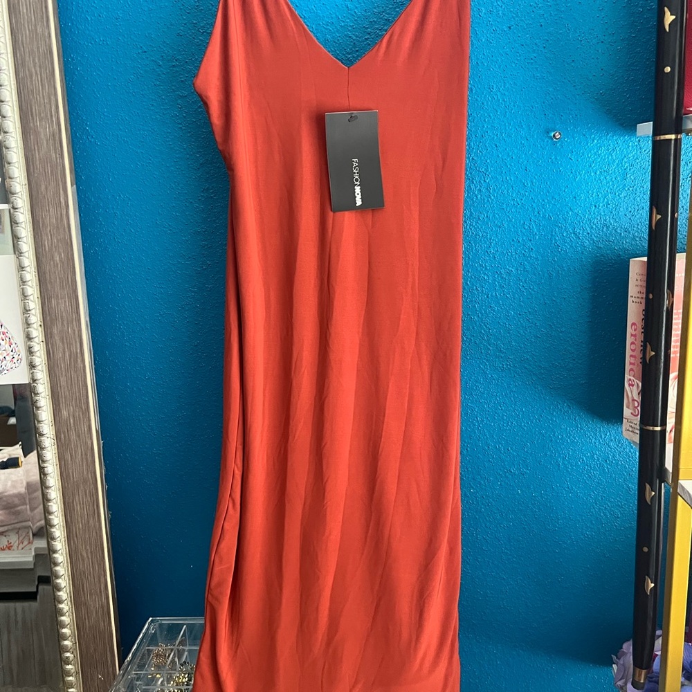 Fashion Nova Orange Sleeveless V-Neck Maxi Dress